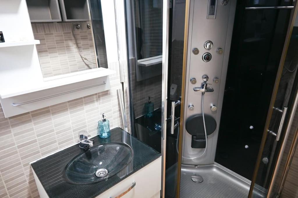 Agradable Apartamento Temporal De 1 Dormitorio En Madrid Pez30 Apartment Exterior photo