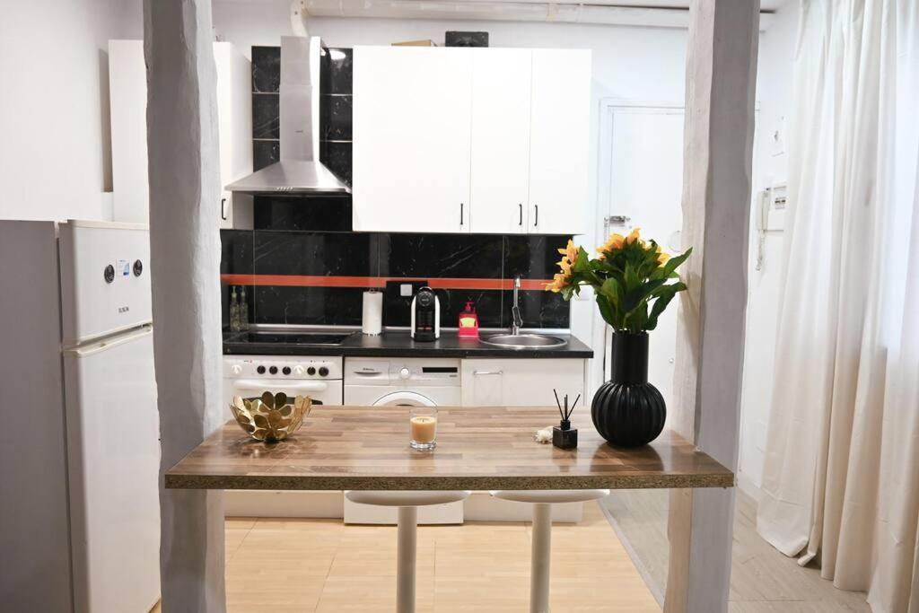 Agradable Apartamento Temporal De 1 Dormitorio En Madrid Pez30 Apartment Exterior photo