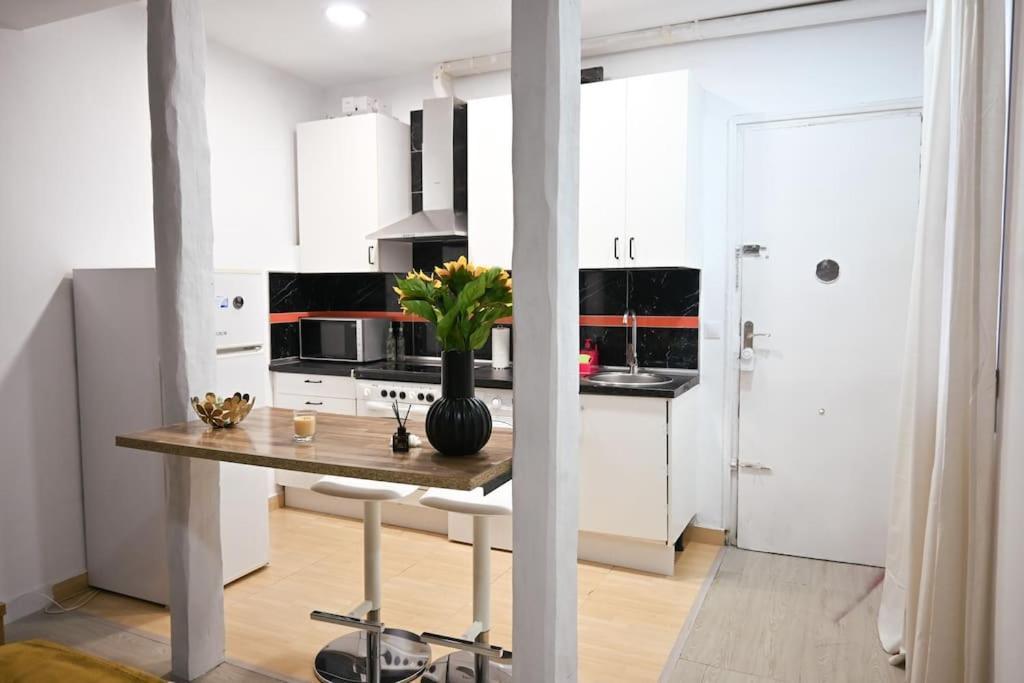 Agradable Apartamento Temporal De 1 Dormitorio En Madrid Pez30 Apartment Exterior photo